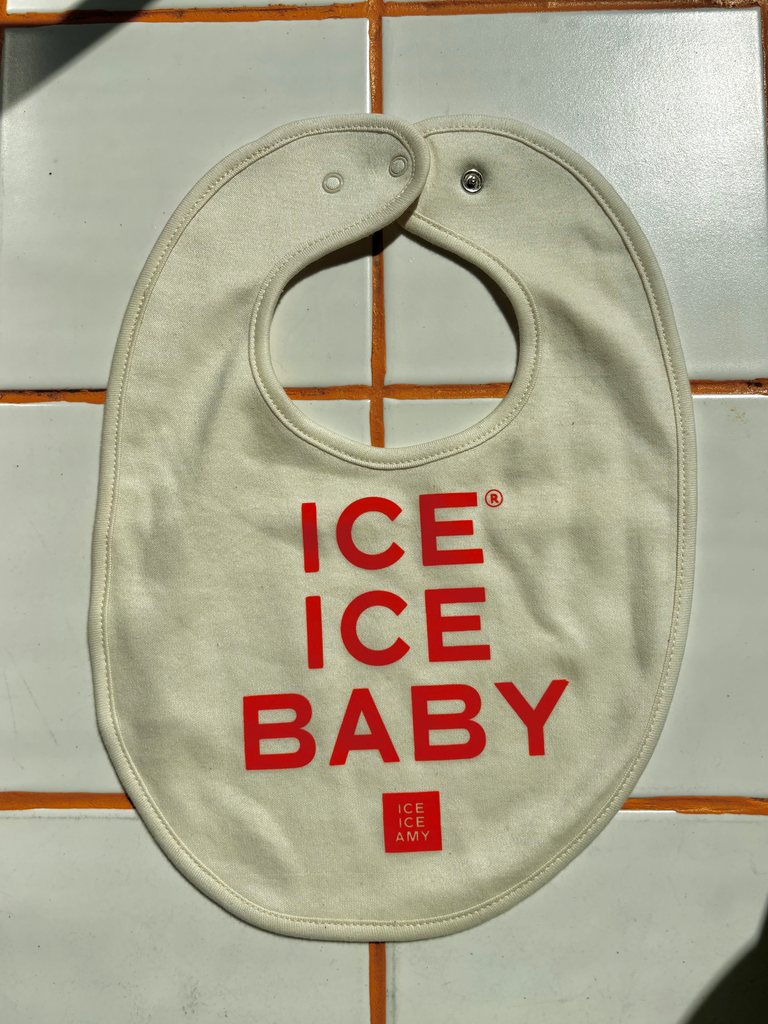 ICE ICE BABY slabbetje