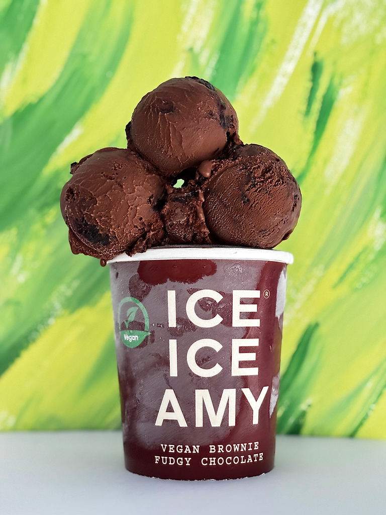 VEGAN BROWNIE FUDGY CHOCOLATE